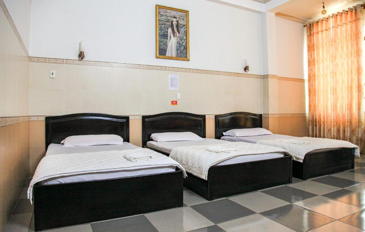 Khach San Hong Kong Hotell Buon Ma Thuot Eksteriør bilde