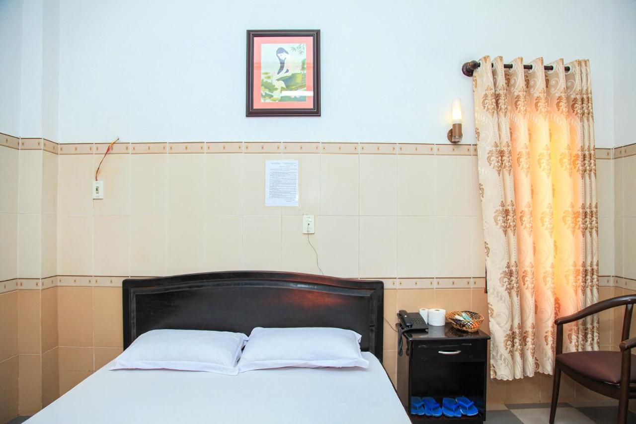 Khach San Hong Kong Hotell Buon Ma Thuot Eksteriør bilde