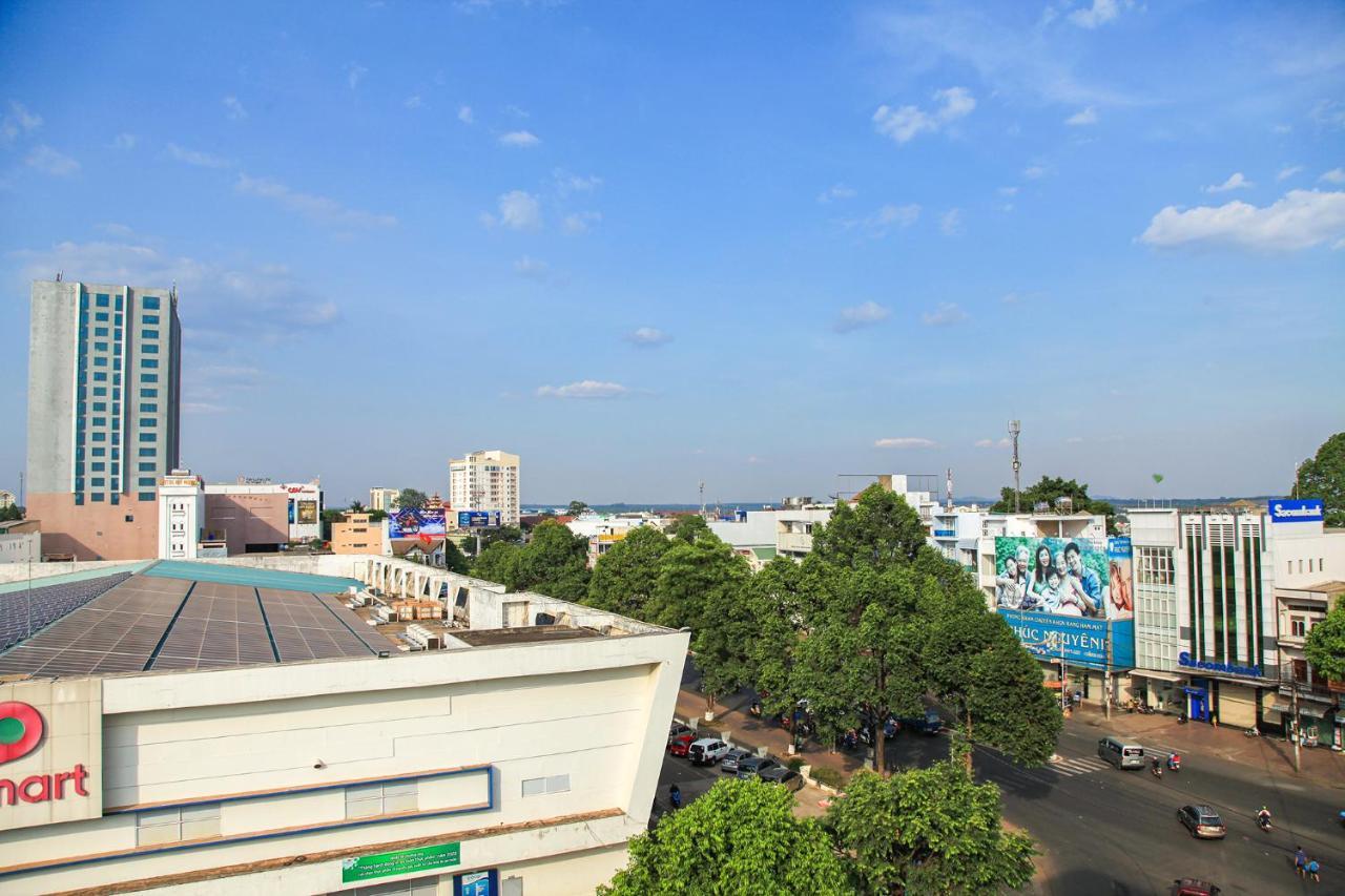 Khach San Hong Kong Hotell Buon Ma Thuot Eksteriør bilde